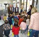 Κάλαντα στον δήμαρχο Κιλελέρ από παιδιά του παιδικού σταθμού Νίκαιας